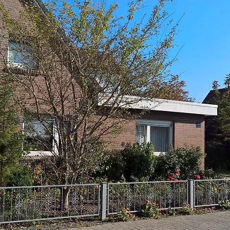 Mit Garten Und Gartenhaus By Interhome Norden